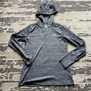 Under Armour Women’s Long Sleeve with Hood